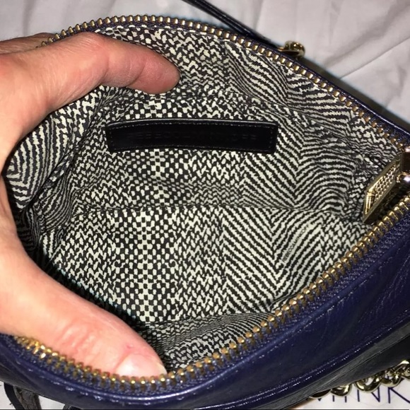 ❌❌ SOLD :) ❌❌     Authentic Rbecca Minkoff Purse - Picture 4 of 4